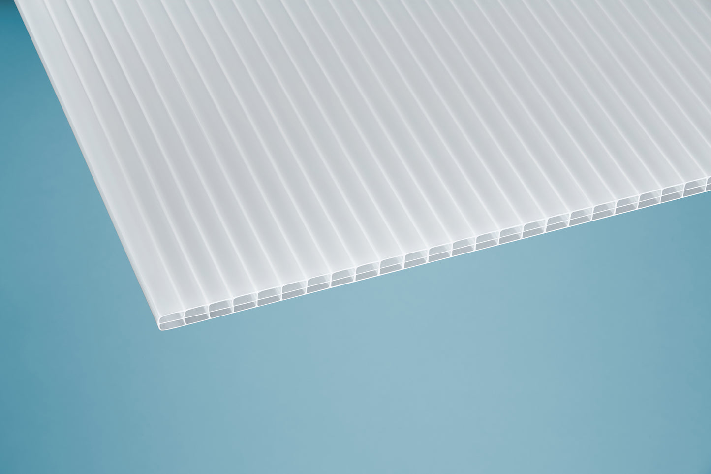 16 mm Polycarbonatplatte weiß-opal – ideal für Wintergärten und Carports